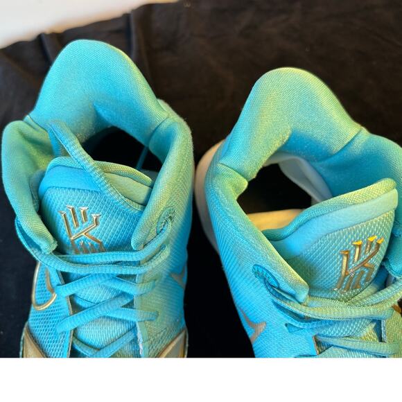 Nike x Kyrie His Legacy Teal Blue & Gold Horus Men's Size 10.5 DA7567-991 - Picture 5 of 12